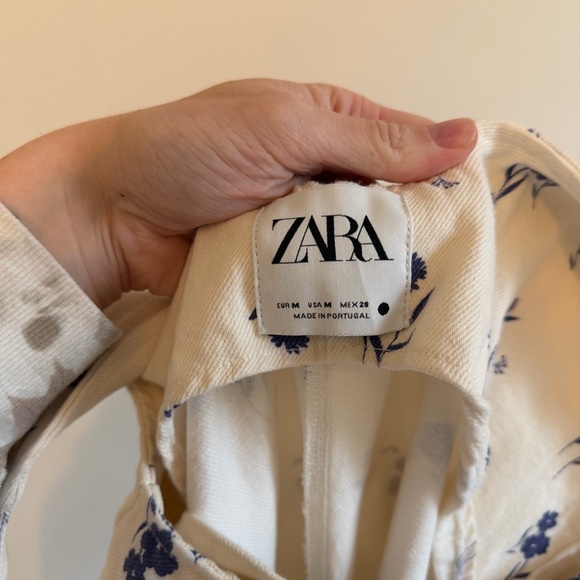 ZARA bloggers favorite floral ecru overalls - Picture 9 of 9